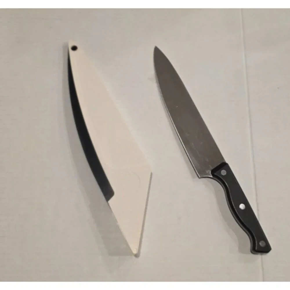 Pampered Chef Chef's Knife With Self Sharpening Case 8